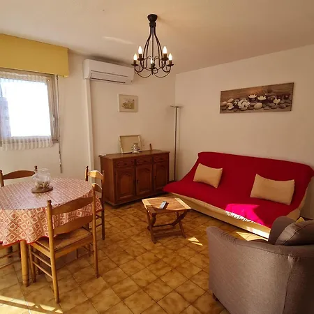 2 Pieces Climatise, Parking, Centre Sainte-maxime, Proche Plages - Fr-1-780-54 * Сент-Максим